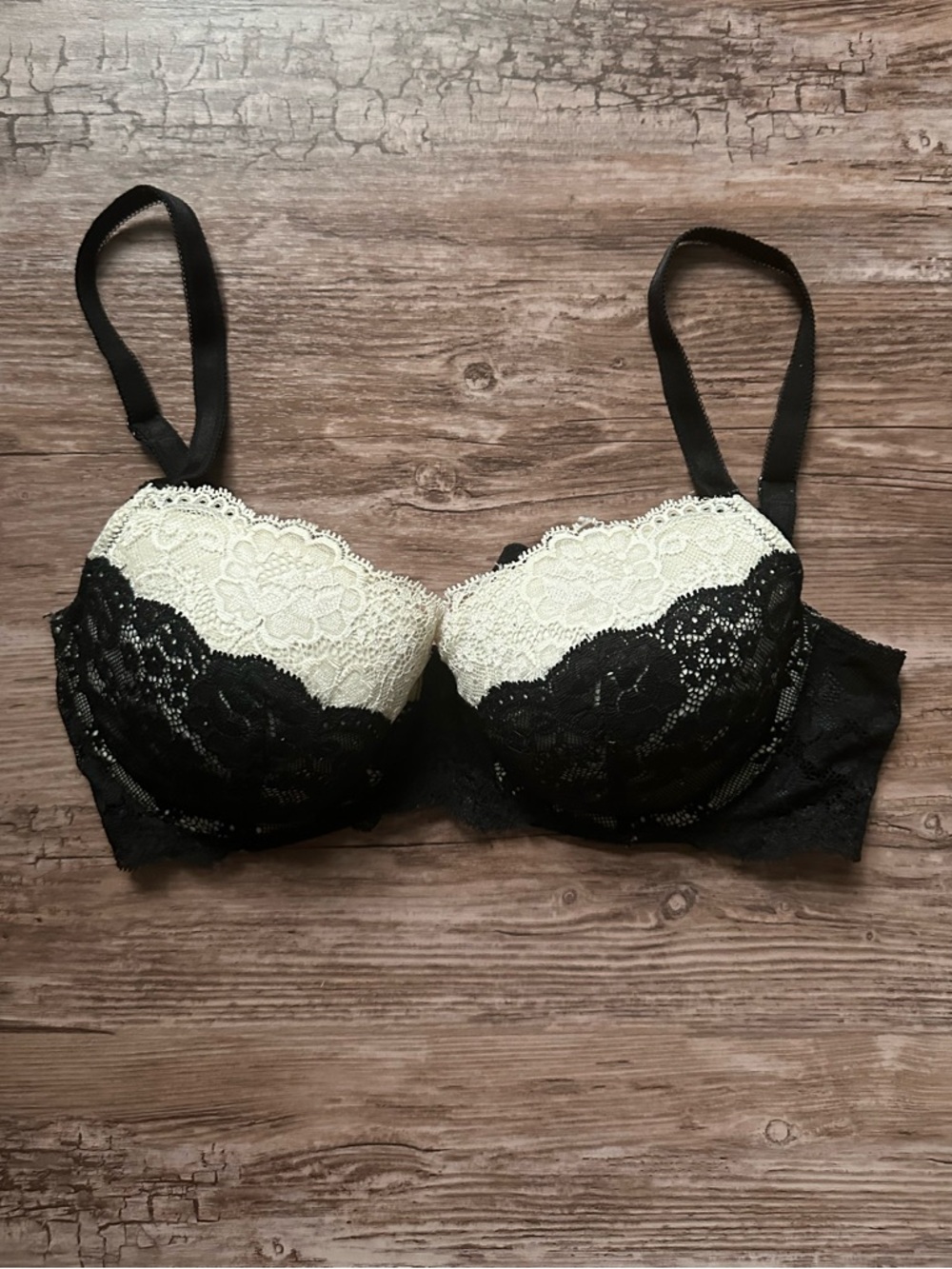 Victoria's Secret Black and Cream Lace Push-Up Bra 34D